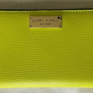 *SOLD* Henri Bendel 57th Single Snap Wallet
